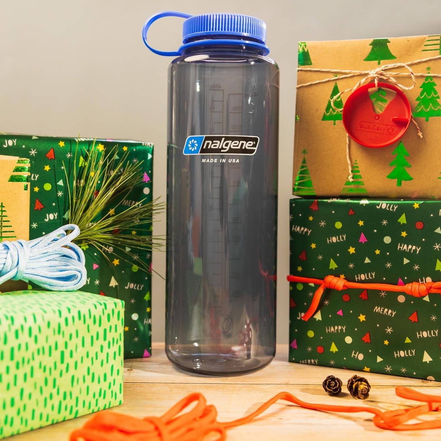 Nalgene Sustain Tritan BPA-Free Water  Made with Material Derived from 50% Plastic Waste (using ISCC certified mass balance), 48 OZ, Wide Mouth, Aubergine M148H
