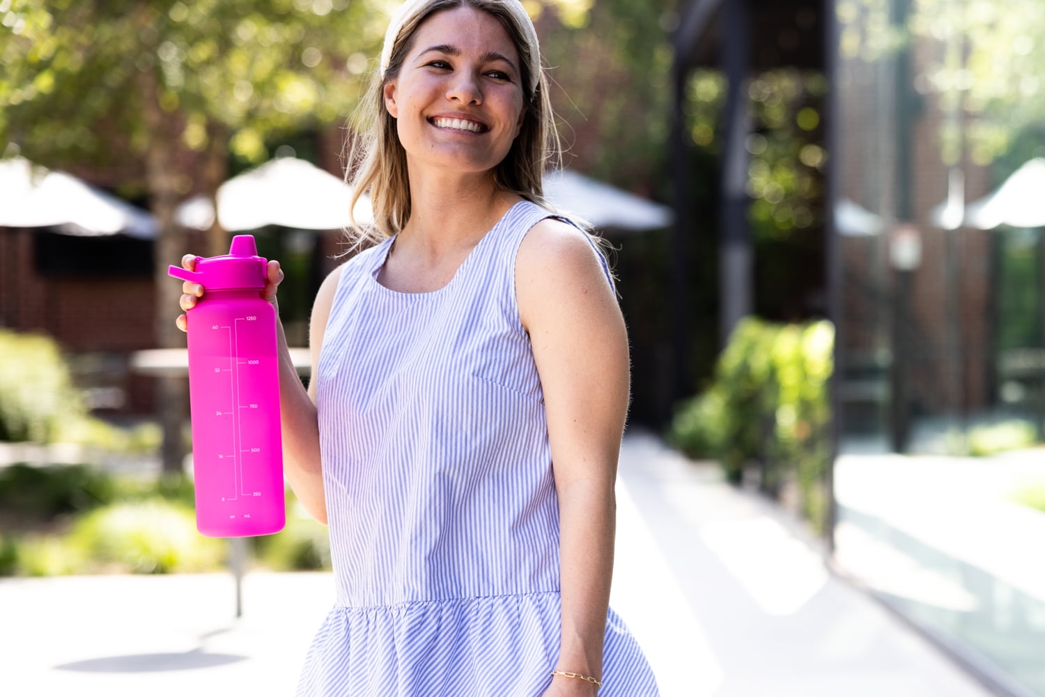 Simple Modern 48 fl oz Reusable Tritan Summit Water Bottle with Silicone Straw Lid|Raspberry Vibes M412A