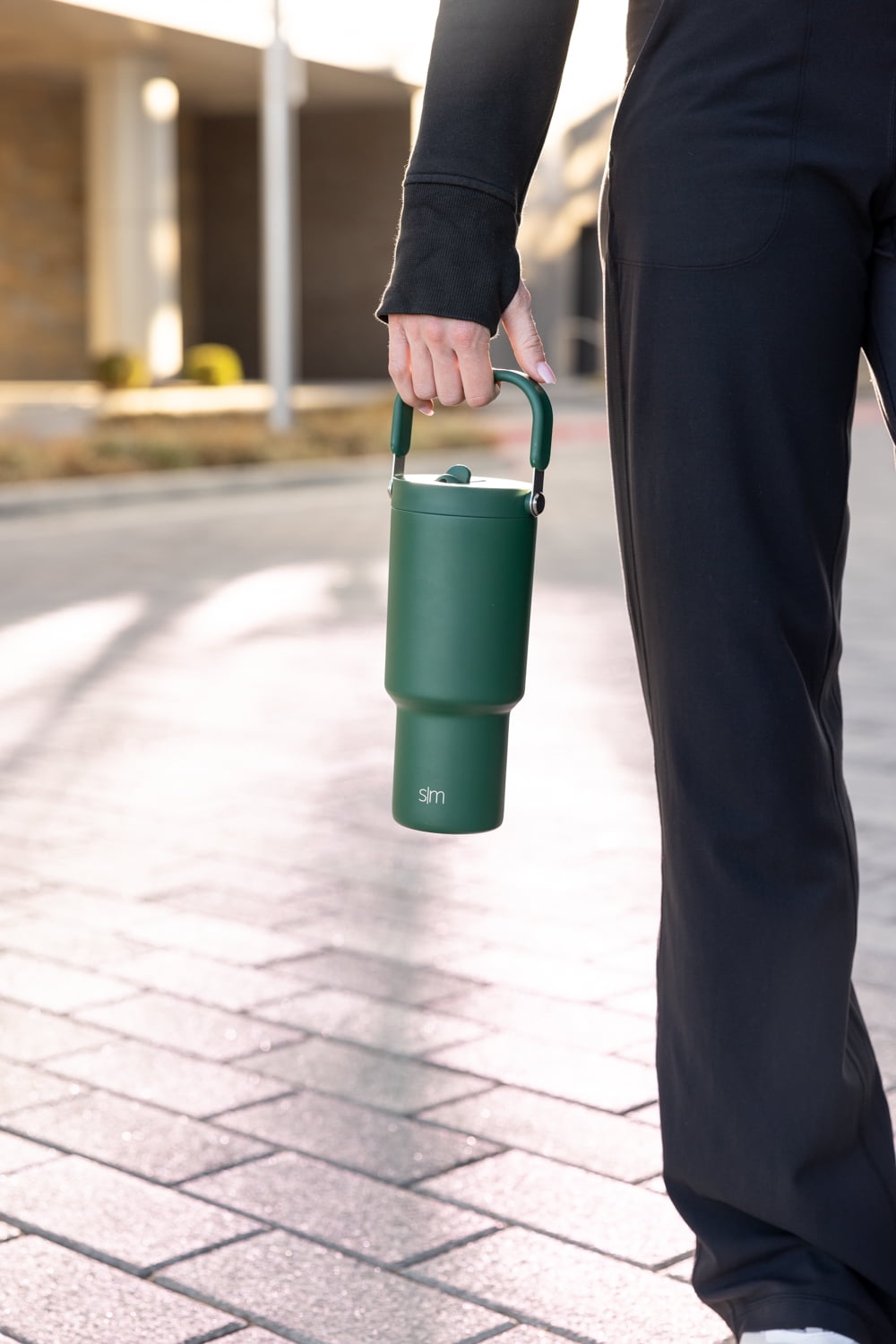 Simple Modern 30 fl oz Insulated Stainless Steel Trek Pivot Tumbler with Straw Lid and Top Handle|Forest M400H