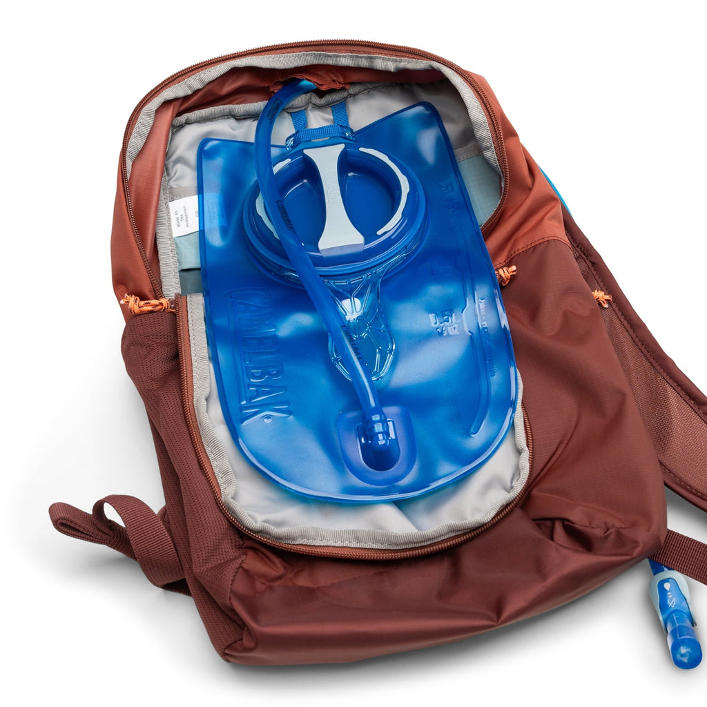 CamelBak Arête™ 14 Hydration Pack 50oz, Mahogany M241D