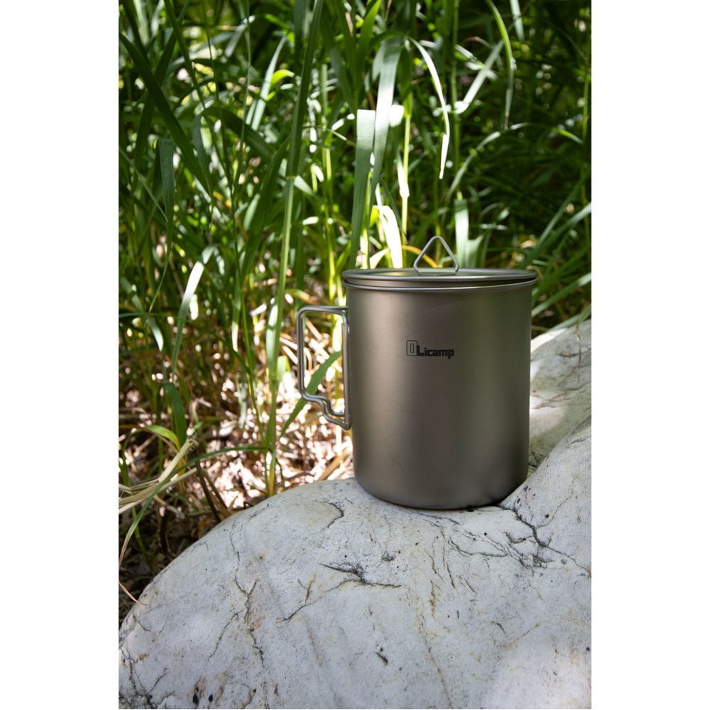 Olicamp Titanium Space Saver Mug with Lid, Nests Nalgene Bottle Inside, Lightweight and Compact, Perfect for Camping and Backpacking, 750mL M193N