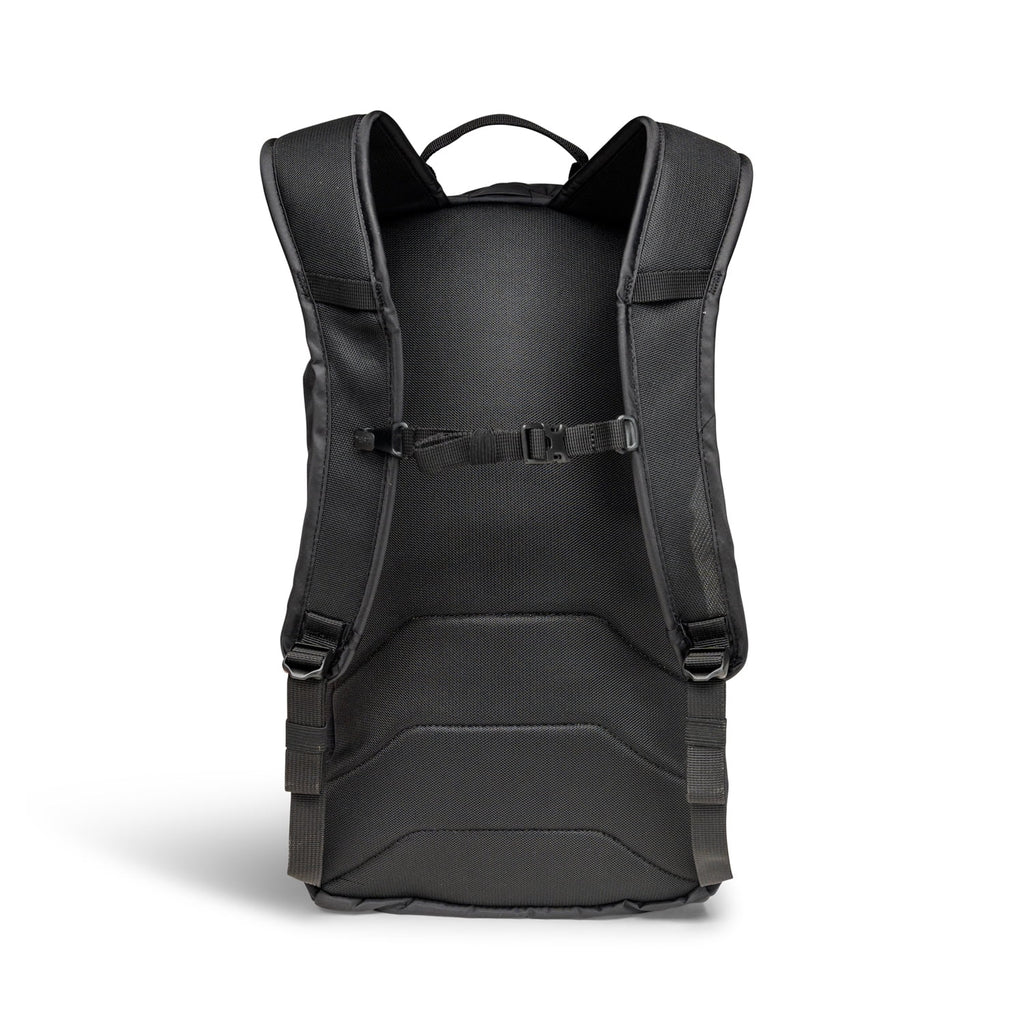 Camelbak Arete 18 Terra Day Pack, Black M326R