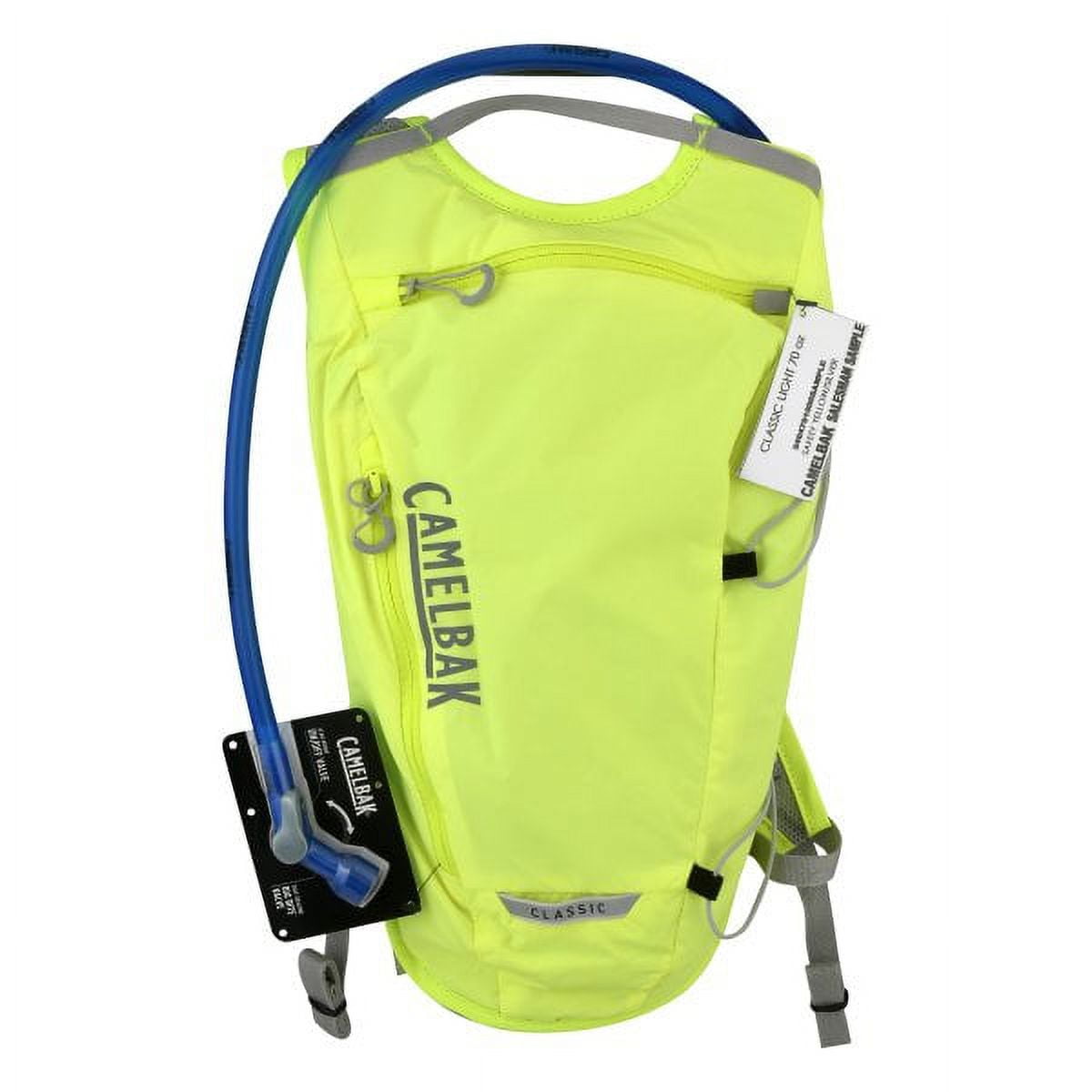 Camelbak Classic Light Hydration Pack Bag Inc Reservior Yellow/Silver 70oz M296Y