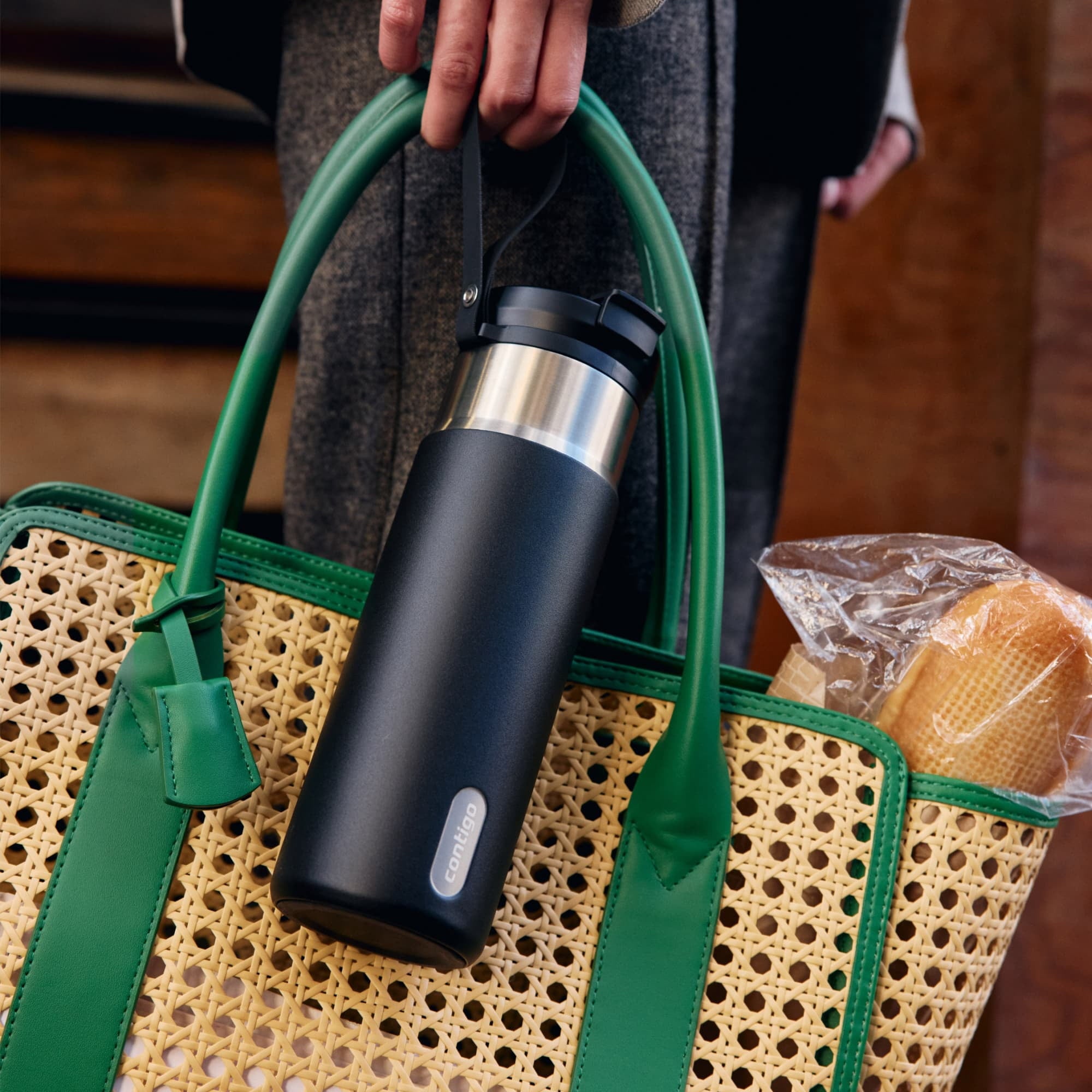 Contigo DualSip 20 oz Leakproof Insulated Water Bottle with 2-Way Lid M69A